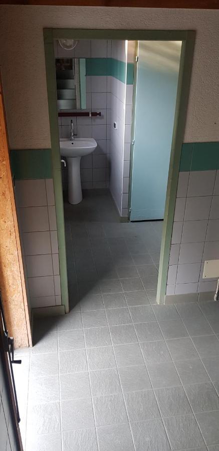 מלון Saint-Martin-de-Clelles Camping La Chabannerie מראה חיצוני תמונה