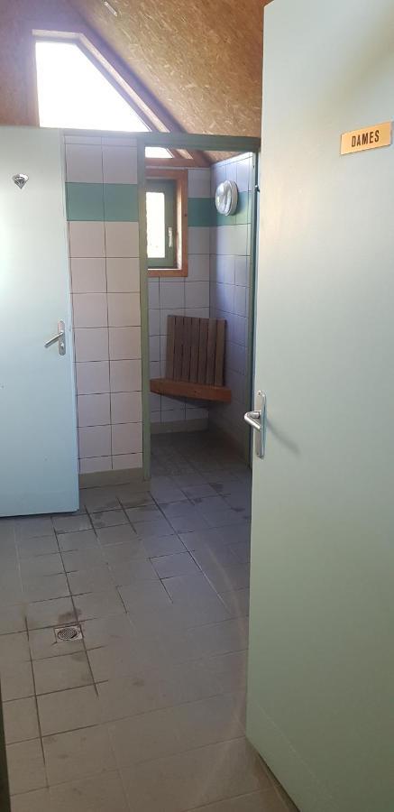 מלון Saint-Martin-de-Clelles Camping La Chabannerie מראה חיצוני תמונה