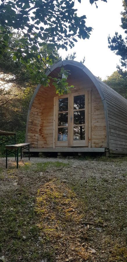 מלון Saint-Martin-de-Clelles Camping La Chabannerie מראה חיצוני תמונה